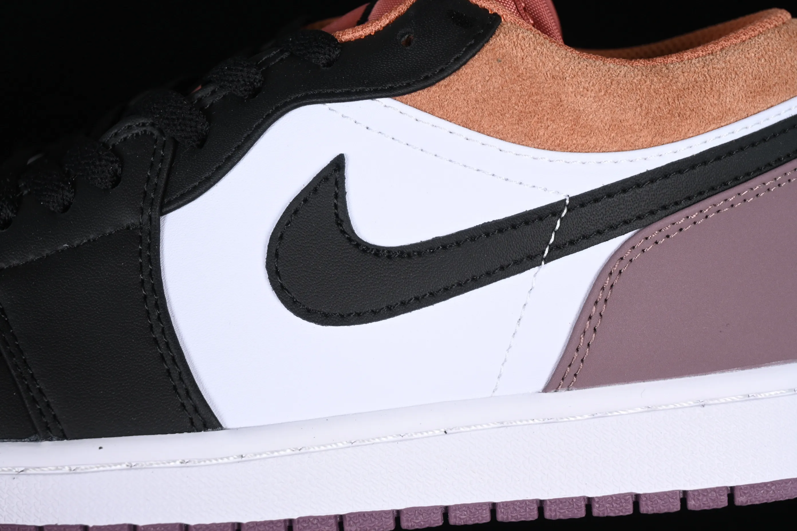 All categories Air Jordan Jordan series basketball shoes Air Jordan 1 Low Z version Air Jordan 1 Low SE AJ1 Joe 1 black and white low-top cultural casual sneakers FB9907-102